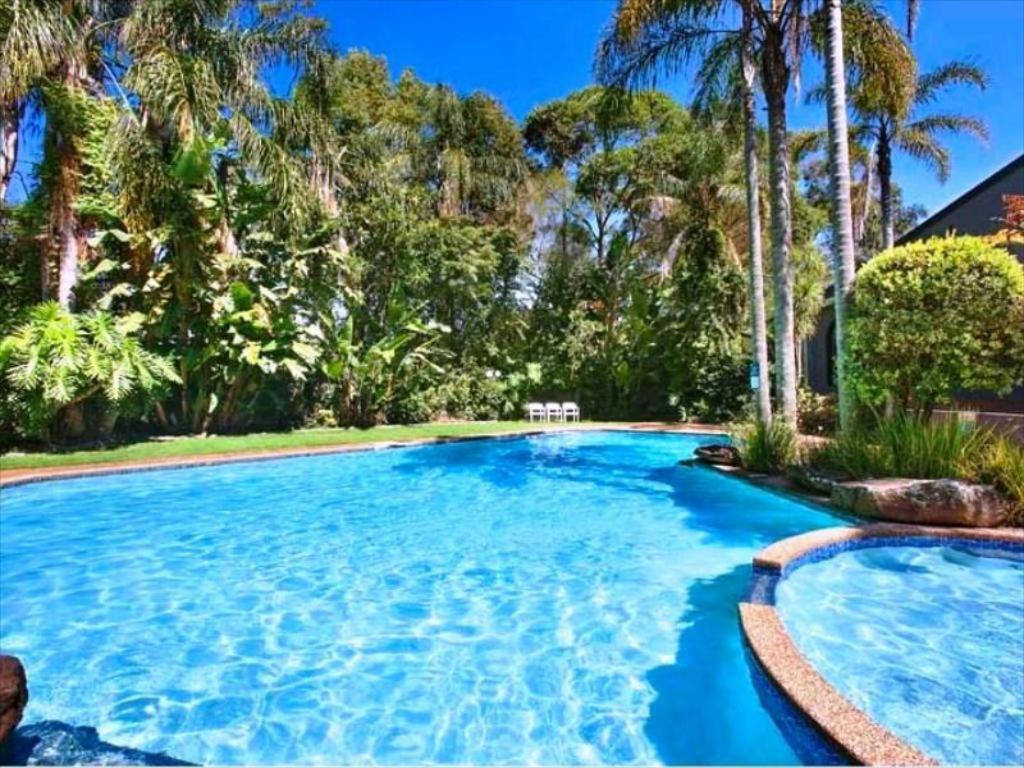 Checkers Resort Terrey Hills Экстерьер фото