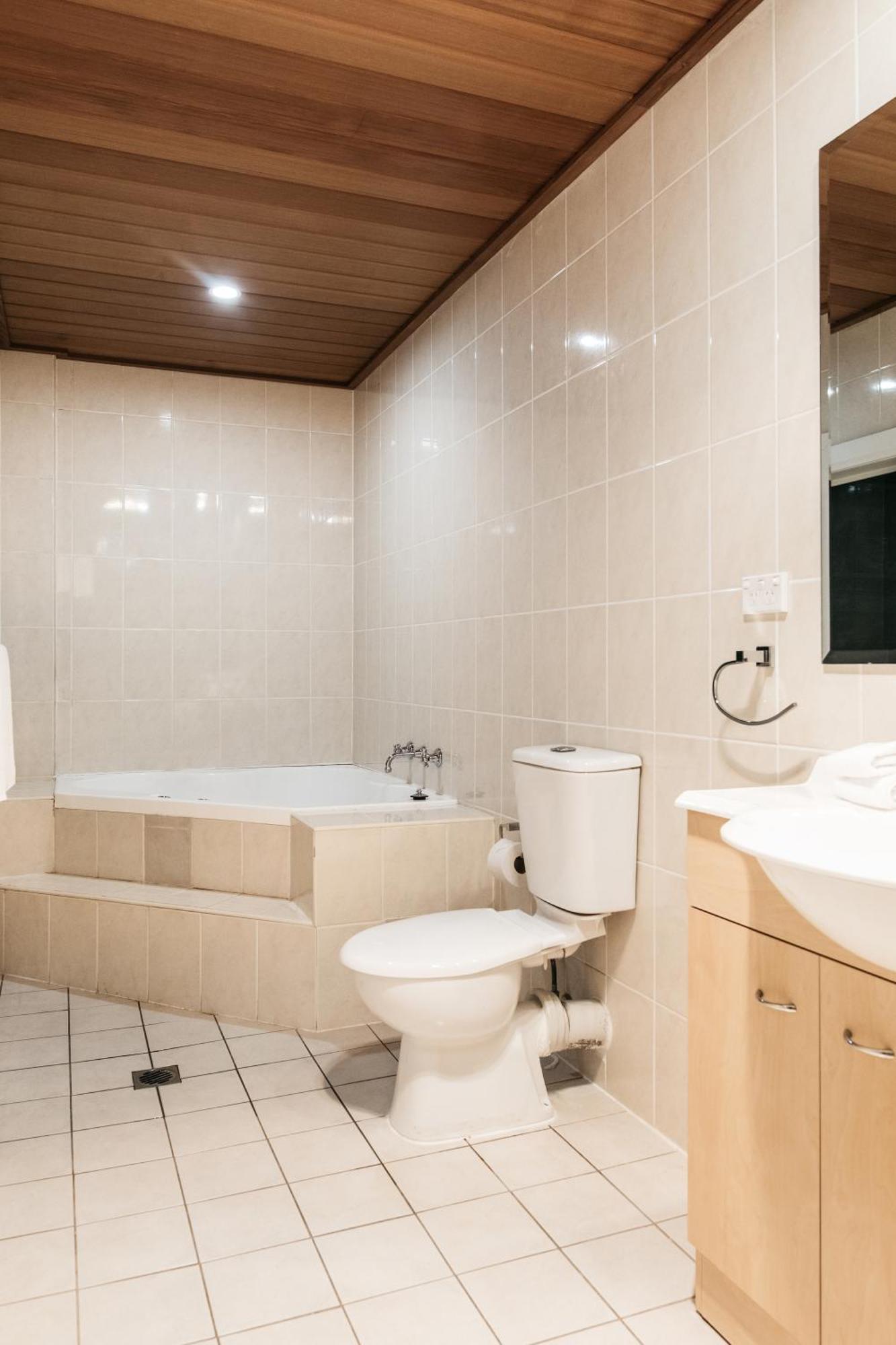 Checkers Resort Terrey Hills Экстерьер фото